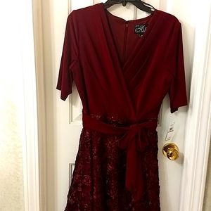 Cocktail Dress, in merlot. By Alex Evenings. size 12petite